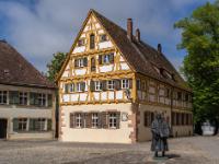 Martin Luther Statue vor St. Andreas Gemeindehaus - Weißenburg